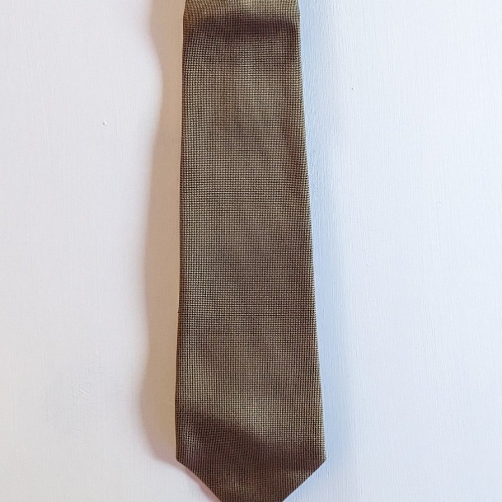 Brooks Brothers Makers 100% Silk Tie Gold and Black Micro Dots